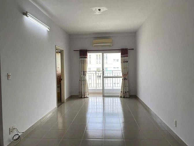 Hình ảnh Chung cư Hoa Sen, Lạc Long Quân,Q11: 65m2, 2p ngủ,9tr/th