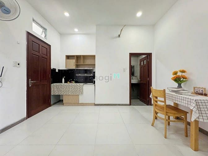 Hình ảnh Căn Hộ 1PN Tách Bếp 35m2 Mặt Tiền Âu Cơ Full Nội Thất