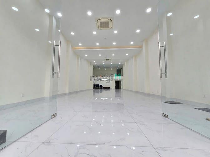Hình ảnh Tòa Nhà 7 Tầng 6.5x25 Cách Mạng Tháng 8 Tốt Nhất Thị Trường Hiện Tại