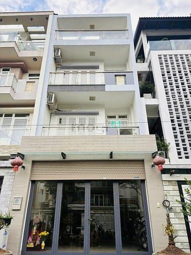Hình ảnh Cho thuê nhà nguyên căn đường Lê Văn Sỹ, Quạn 3