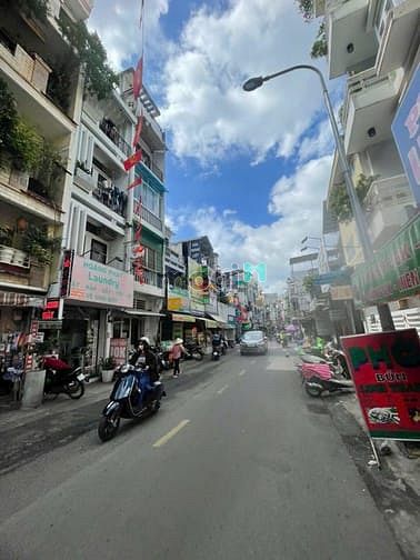 Hình ảnh Bán nhà Mặt Tiền Bà Hạt, P6, Q10.