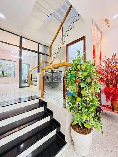 Hình ảnh SIÊU PHẨM 4 TẦNG LUNG LINH – Fun Nội Thất Cao Cấp –Hẻm Xe Hơi –