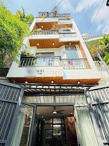 Hình ảnh SIÊU PHẨM 4 TẦNG LUNG LINH – Fun Nội Thất Cao Cấp –Hẻm Xe Hơi –
