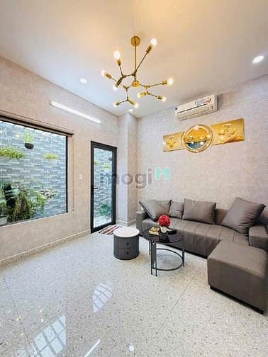 Hình ảnh SIÊU PHẨM 4 TẦNG LUNG LINH – Fun Nội Thất Cao Cấp –Hẻm Xe Hơi –