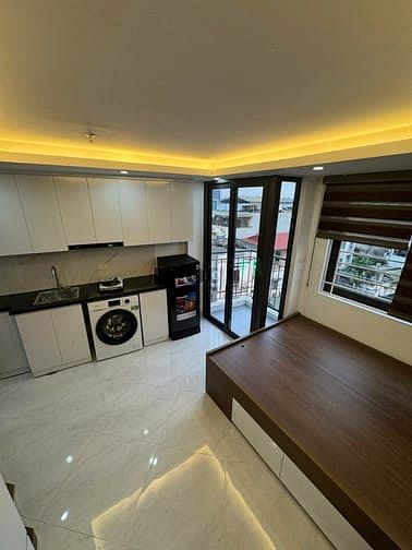 Hình ảnh Căn Hộ Mới Tinh Full Đồ Ban Công Ngay Cạnh Hồ Tây