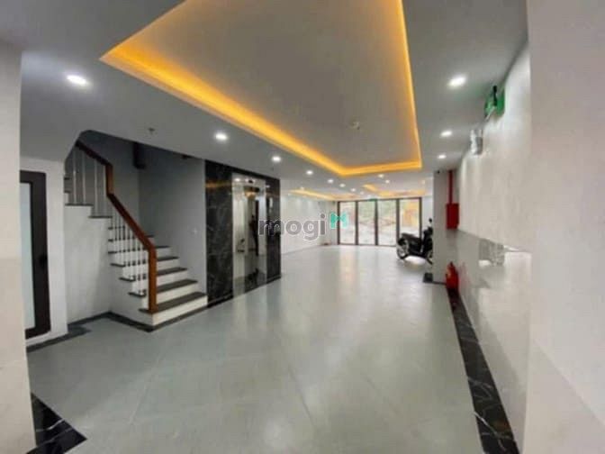 Hình ảnh Hồ Tây Mới Tinh 30m2 Full Đồ Thoáng Sáng Giá Tốt Ở Ngay