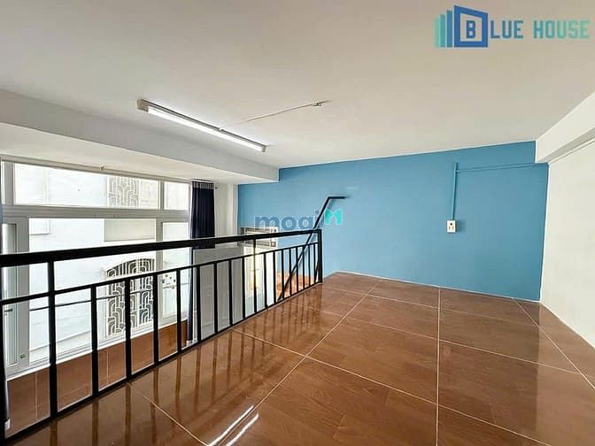 Hình ảnh Mb6623 nạp rút nhanh chóng có gác cửa sổ trời siêu thoáng Ngay mặt tiền Phạm Văn Đồng