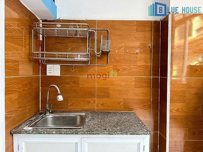 Hình ảnh Mb6623 nạp rút nhanh chóng có gác cửa sổ trời siêu thoáng Ngay mặt tiền Phạm Văn Đồng