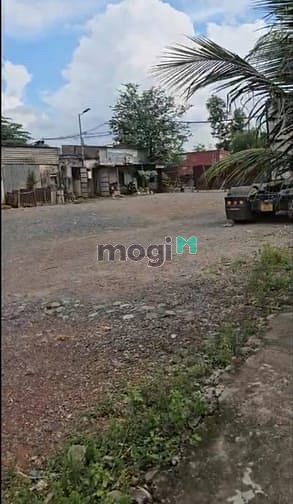 Hình ảnh *Cho thuê đất*1.600m2 gần đường Hoàng Hữu Nam, Long Bình, Quận 9