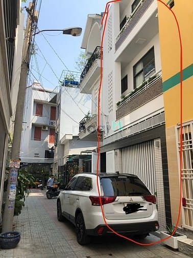 Hình ảnh Cho thuê nhà full nội thất- hẻm xe hơi- gần Nt Hoàng Diệu 2, giá 18tr
