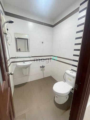 Hình ảnh Chung cư NGuyễn Ngọc Phương, P19, Bình Thạnh:70m2, 2p ngủ 12tr/th