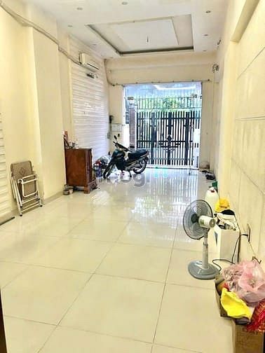 Hình ảnh Nhà 4x25 3 lầu 5 phòng đường 12m , số 413 Lê Văn Quới