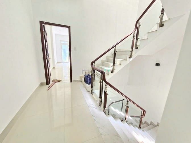 Hình ảnh Cho thuê nhà nguyên căn QUận 10
