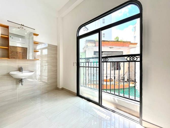 Hình ảnh Cho thuê Duplex ban công, xa bếp - Đặng Thuỳ Trâm gần Văn Lang, Hutech
