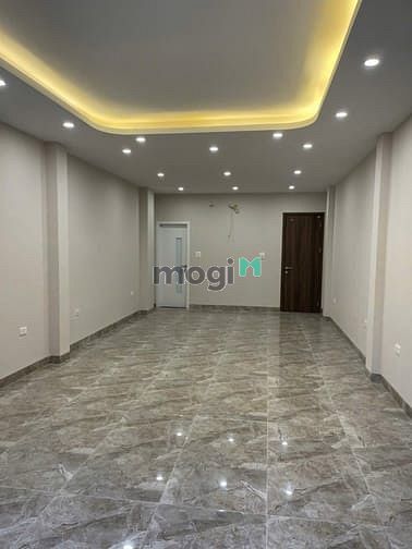 Hình ảnh Mặt Phố-7 tầng thang máy thông sàn-làm văn phòng hết nước chấm