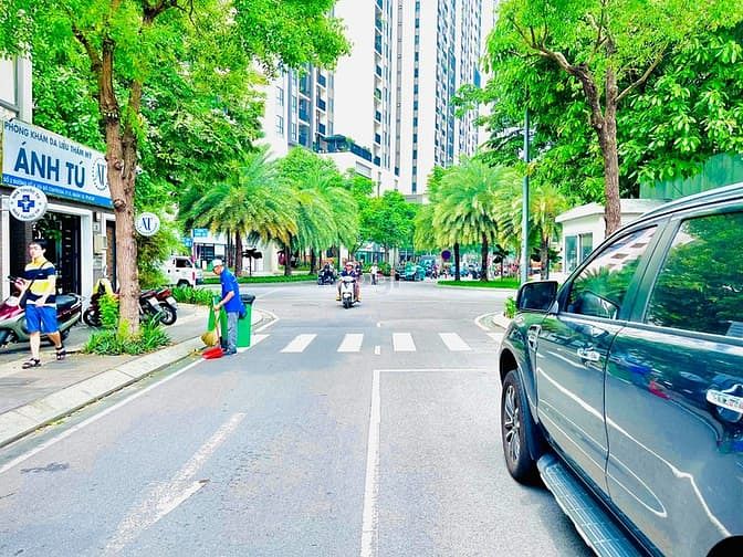 Hình ảnh Đặc Biệt Siêu Phẩm Mặt Tiền 28 Đường Số 4 Hà Đô Centrosa, Quận 10