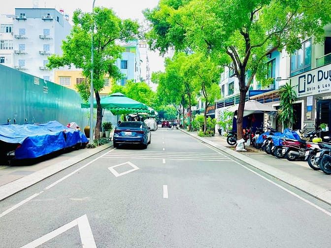 Hình ảnh Đặc Biệt Siêu Phẩm Mặt Tiền 28 Đường Số 4 Hà Đô Centrosa, Quận 10