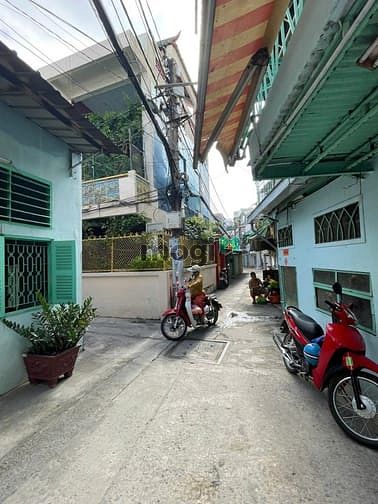 Hình ảnh Bán nhà hẻm 3m Bình Tiên, 42m2, nhà cũ tiện xây mới!