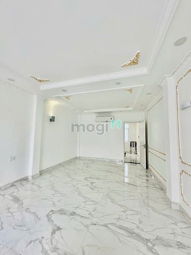 Hình ảnh SIÊU PHẨM TRẮNG XINH LUNG LINH  - 54/6B Bạch Đằng, P2, Tân Bình
