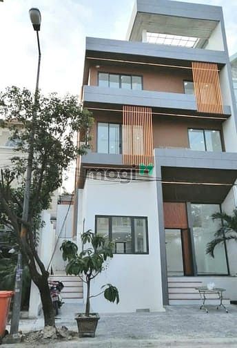 Hình ảnh Siêu Phẩm Nở Hậu Cực Rộng, Sàn Suốt 247a - Huỳnh Văn Bánh, P11, PN