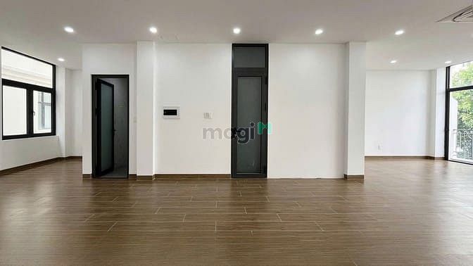 Hình ảnh Siêu Phẩm Nở Hậu Cực Rộng, Sàn Suốt 247a - Huỳnh Văn Bánh, P11, PN