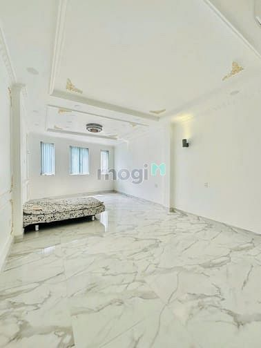 Hình ảnh SIÊU PHẨM MT 42C Đồng Xoài, P.13, Q.Tân Bình - DTSD 360m2 - 3 Tầng