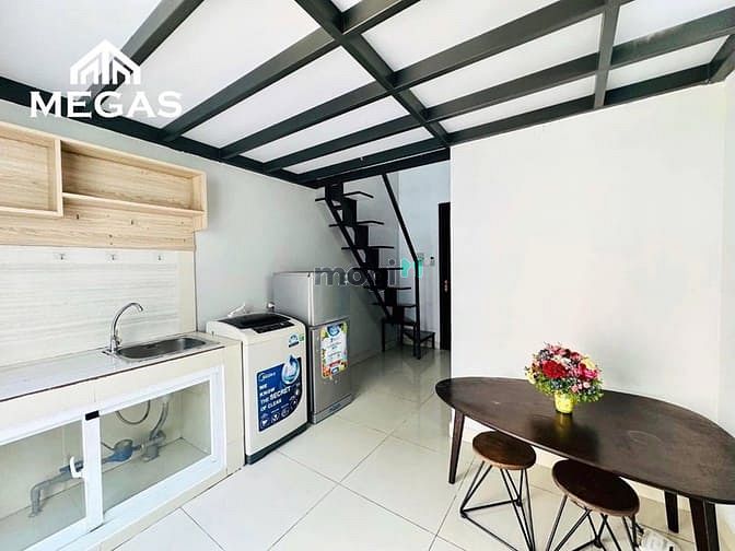 Hình ảnh CHDV Duplex bancon, cửa sổ cho TÂN SINH VIÊN tại quận 7- Gần UFM, TDT,