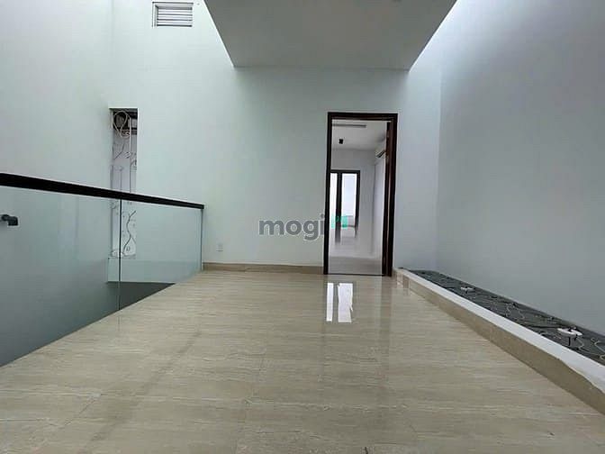 Hình ảnh CỰC PHẨM NHÀ ĐẸP MT 44E Hoàng Hoa Thám, P.13, Q.Tân Bình - DTSD 300m2