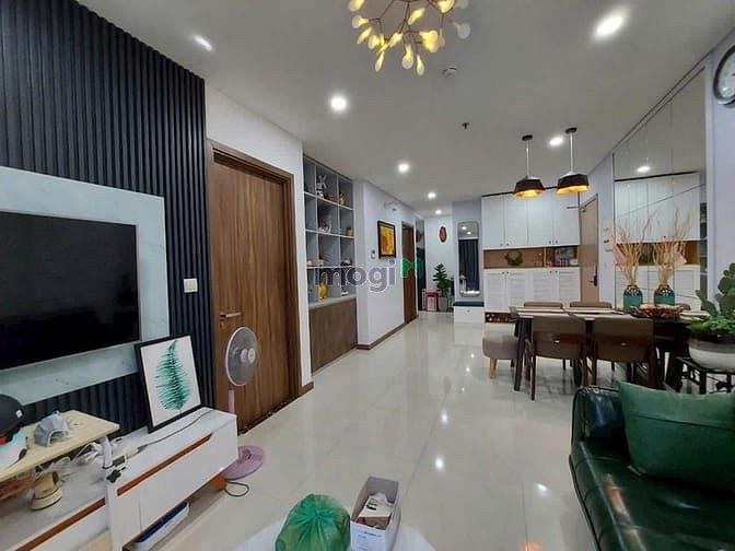 Hình ảnh Sky center, Phổ Quang,P2,Tân Bình: 75m2, 2p ngủ, full NT, 18tr
