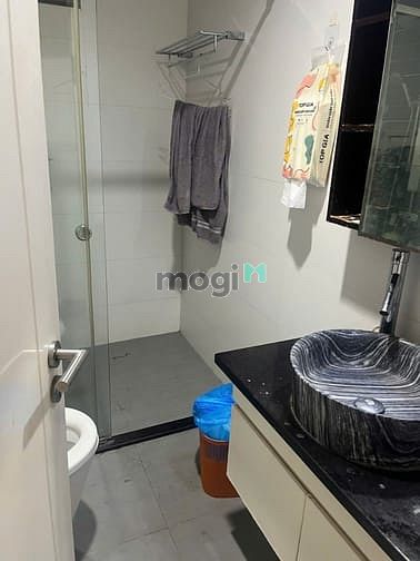 Hình ảnh Chung cư Screc , P12, Q3, CĂN GÓC , 2PN, 2WC, 85m2, giá 13tr/tháng.