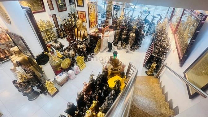 Hình ảnh Bán nhà 140m2 mặt phố Định Công, mặt tiền 8m, giá 42 tỷ