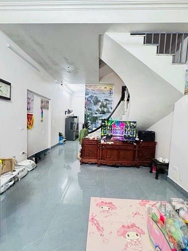 Hình ảnh Bán nhà phố Khâm Thiên, oto, kinh doanh, 69m2, 5T, MT 5,3m giá rẻ