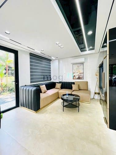 Hình ảnh NHÀ MỚI 100% !! Mặt Tiền 293B Bàu Cát , Q.Tân Bình, DTSD 400m2