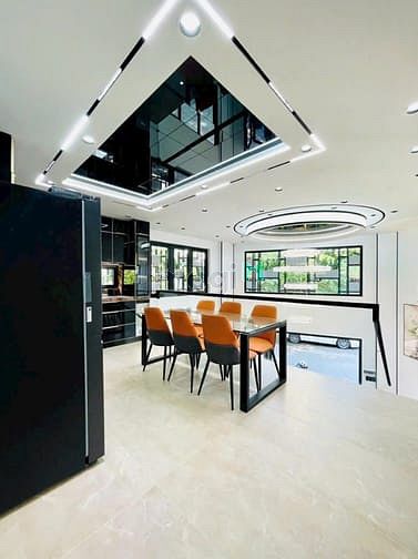 Hình ảnh NHÀ MỚI 100% !! Mặt Tiền 293B Bàu Cát , Q.Tân Bình, DTSD 400m2