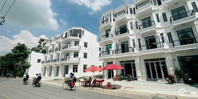 Hình ảnh BÁN NHÀ PHỐ LIỀN KỀ, ở bình tân liền kề khu tên lửa