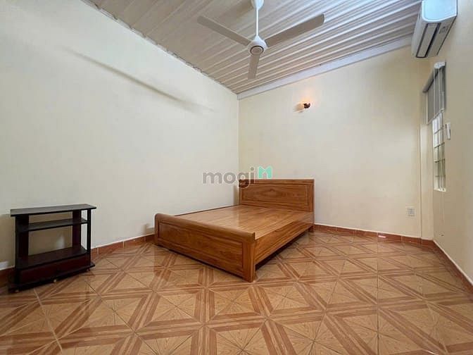 Hình ảnh Chung cư Hồ Văn Huê, P9, Phú Nhuận: 70m2, 2p ngủ, 8.5tr/th