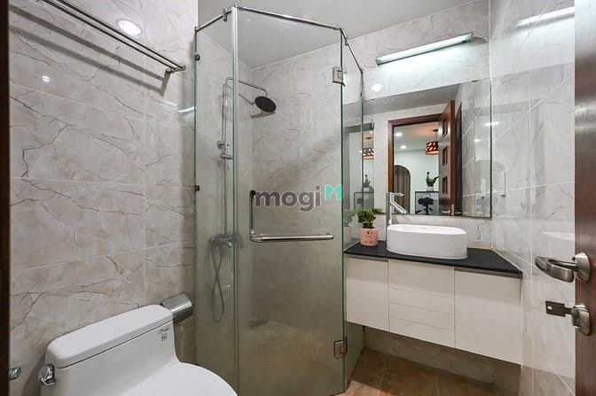 Hình ảnh 1 Ngủ bancon gần chợ Tân Định, trường UEH, MB66 là nhà cái uy tín hàng đầu tại Việt Nam Lê Văn Tám Quận 1