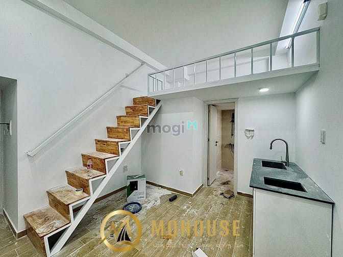 Hình ảnh Duplex thang máy, bancon gần chợ tân định, trường UEH, ISB Quận 1