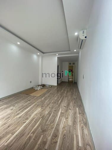 Hình ảnh Chính chủ cho thuê văn phòng 60m2 - 25m2 phố trug yên 6