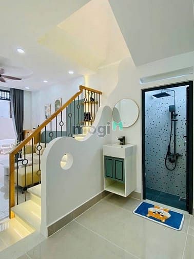 Hình ảnh Bán nhanh căn Hồ Bá Kiện, Q.10 nhà 1T1L 3 PN giá 3 tỷ 450 sổ riêng