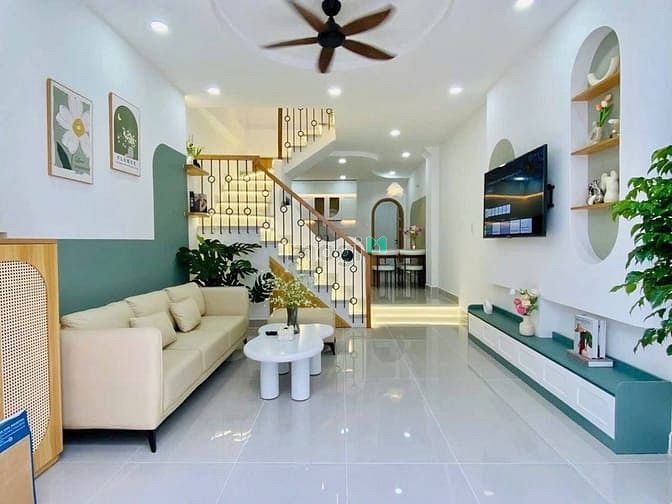 Hình ảnh Bán nhanh căn Hồ Bá Kiện, Q.10 nhà 1T1L 3 PN giá 3 tỷ 450 sổ riêng