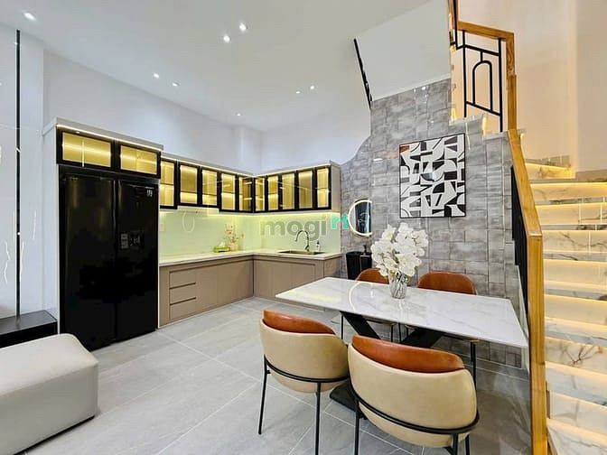 Hình ảnh 🏠 Nhà Hoàng Diệu Q4, 52m² Vuông Vức – Giá Hấp Dẫn 2Tỷ550 mua ngay nào