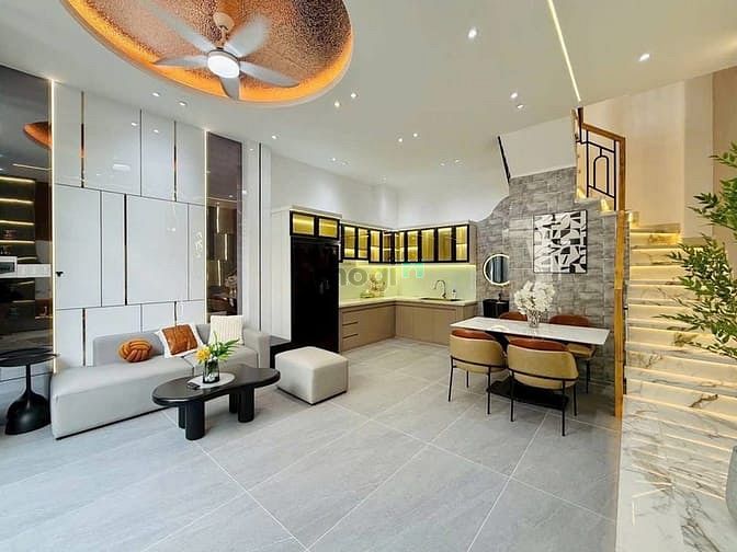 Hình ảnh 🏠 Nhà Hoàng Diệu Q4, 52m² Vuông Vức – Giá Hấp Dẫn 2Tỷ550 mua ngay nào