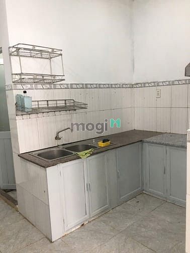 Hình ảnh Cho thuê nhà đẹp nguyên căn 5x8m, gần ngã 5 Vĩnh Lộc