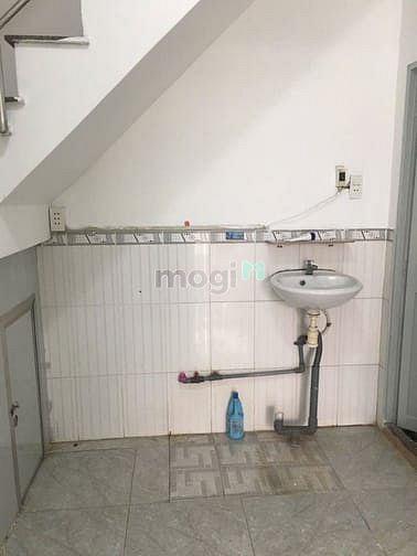 Hình ảnh Cho thuê nhà đẹp nguyên căn 5x8m, gần ngã 5 Vĩnh Lộc