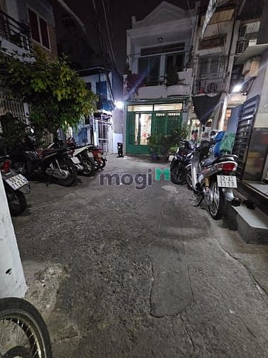 Hình ảnh Quận 8 bán nhà khu dân cư hiện hữu, sổ hồng, 40m2 sử dụng, giá 2tỷ4 tl