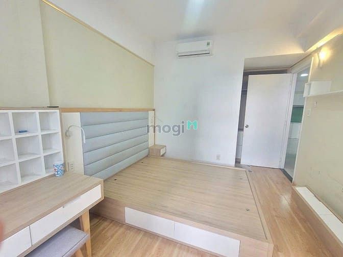 Hình ảnh Chung cư 10A Trần Nhật Duật, Quận 1: 75m2, 1p ngủ +, NT, 10,5tr/th