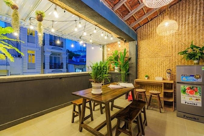 Hình ảnh 1PN 60m2 Ban công sân vườn cạnh Nhà Thờ Đức Bà -Dinh Độc Lập Bến Nghé