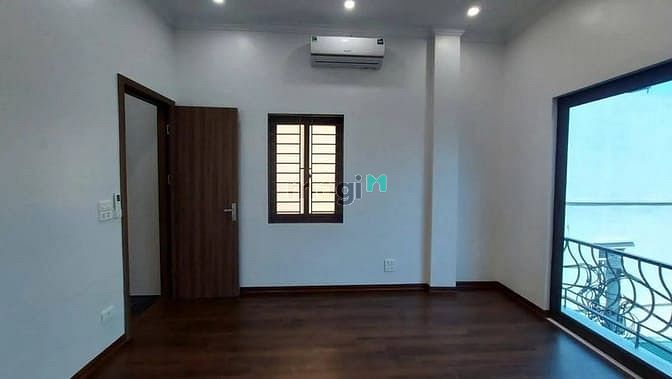 Hình ảnh Bán nhà 40m2 Ngọc Hồi, mặt tiền 4m, ô tô tránh đỗ, giá 9.2 tỷ