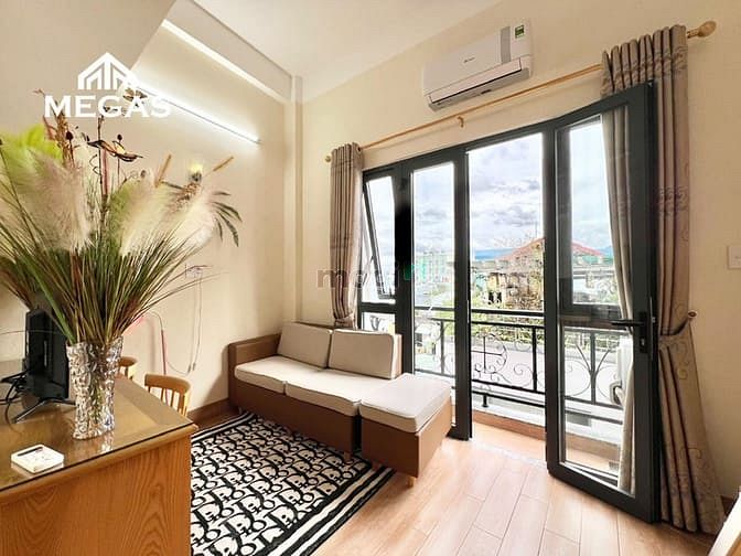 Hình ảnh Duplex tầng cao view thành phố, ngay ĐH Văn Lang (cơ sở 3)